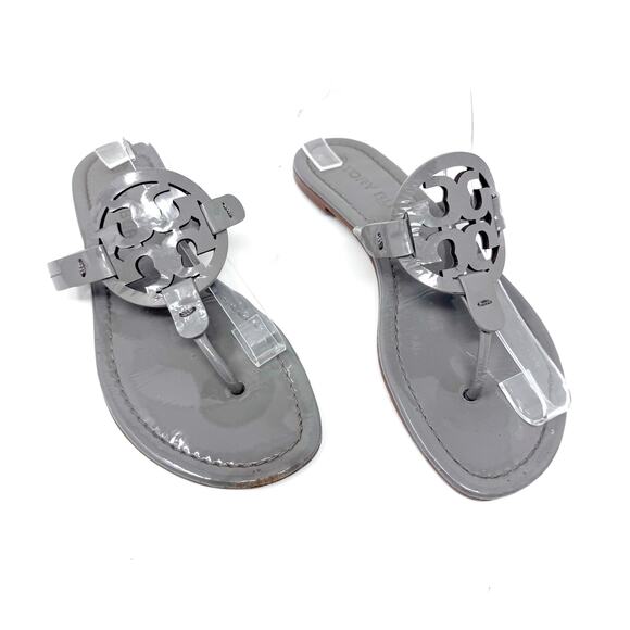 TORY BURCH Gray Grey Patent Leather Miller Classic Designer Logo Sandals Sz 8.5 - Picture 1 of 6